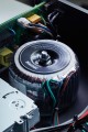 Magnat-MC400_Inside1.jpg