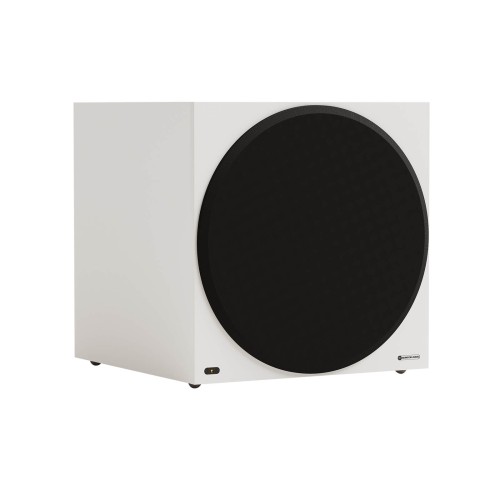 ma_vestra_w15_white_iso_grille.jpg